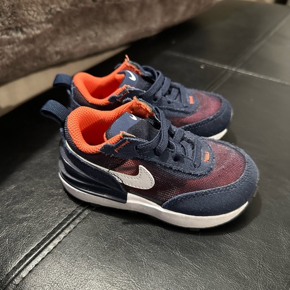 Toddler Nike Waffle One - Picture 4 of 4